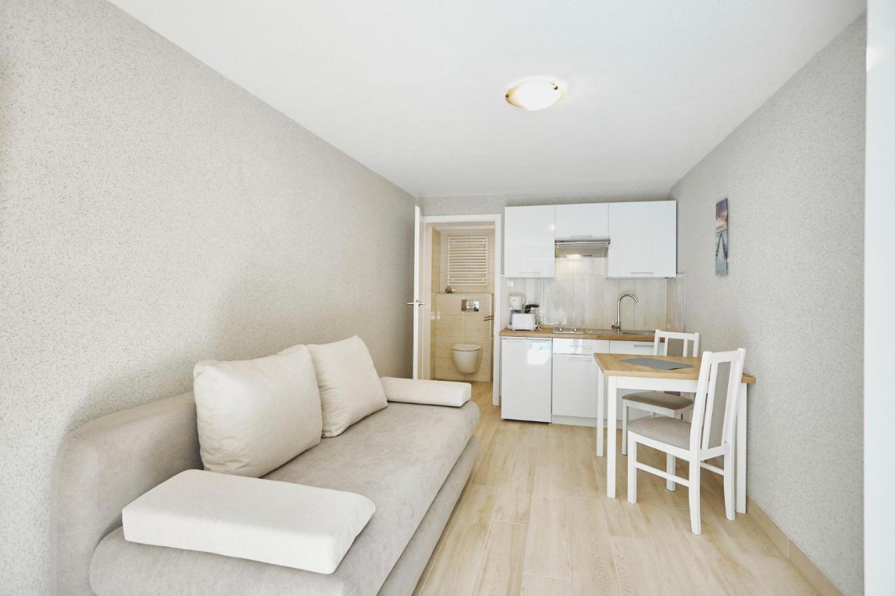Apartamenty Swinoujscie - Sienkiewicza 23 Exteriör bild